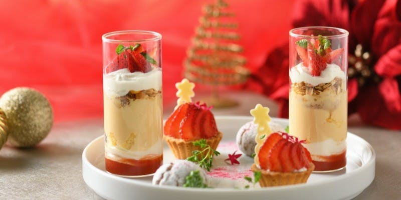 【Aコース】クリスマスを彩る二段仕立てドルチェハイティーセット
