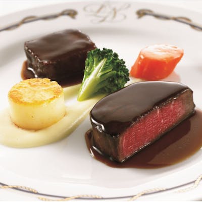 【ル・ノルマンディ スペシャリテ】食いしん坊の一皿