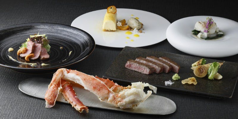 ＜夜景確約＞椿－つばき－　～タラバ蟹とサーロインのコース～