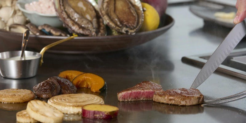 【大手門】1月2月　鱈のムニエル、国産活鮑、特撰黒毛和牛など全8品