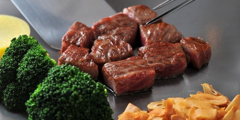 【摂津コース】選べる黒毛和牛ステーキ（フィレorロース）、シェフおすすめ肉料理など全6品