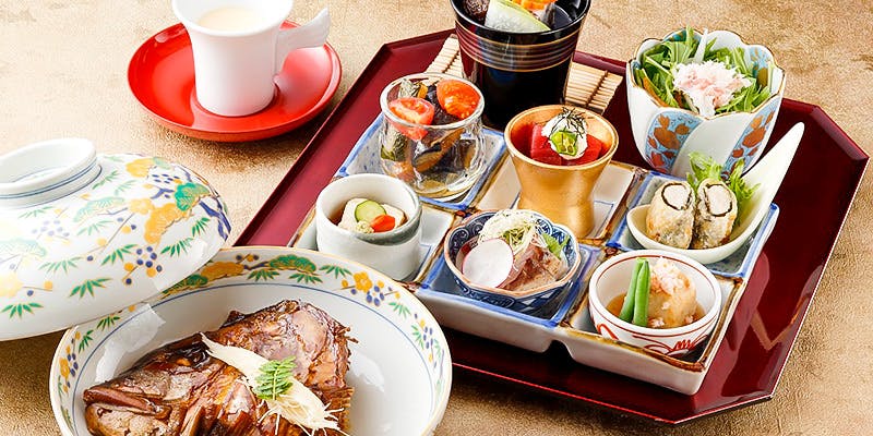 日本料理 山里（にほんりょうり やまざと【旧店名】和食堂 山里）