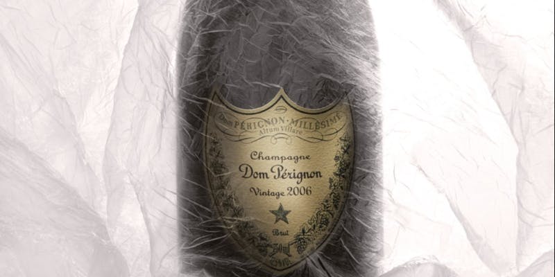 【大人の記念日】ドン・ペリニヨン1本＋ミネラルウォーター付　フランス料理SAKURAのフルコース