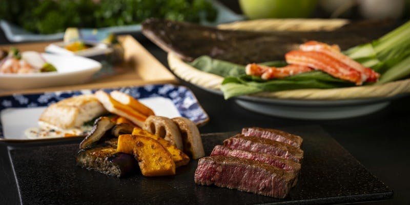 国産 平目とズワイ蟹 黒毛和牛を味わう季節の鉄板焼きコース