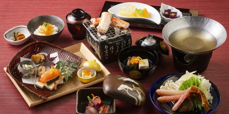 懐石料理【香月】全8品＋グラスシャンパン＋ホールケーキ＋記念写真（半個室確約）