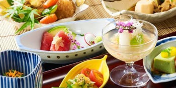 日本料理 芝桜（にほんりょうりしばざくら）