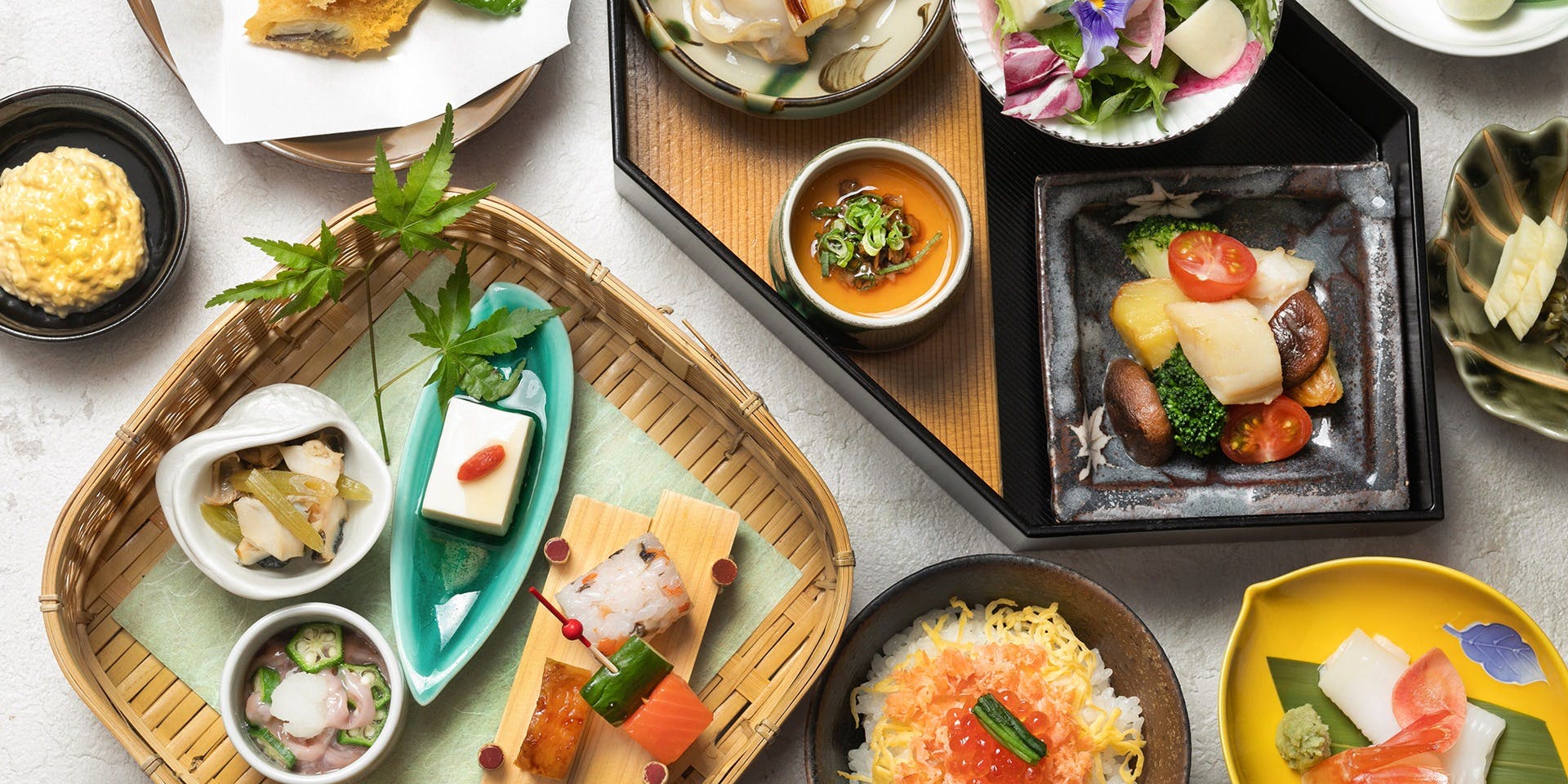 日本料理 芝桜（にほんりょうりしばざくら）