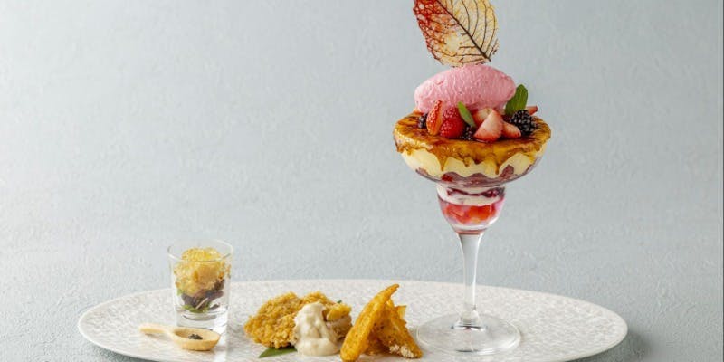 いちごパフェ・セイボリー ＋1ドリンク（6名以上オリジナルモクテル付き）