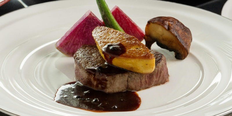 【Xmas2025】国産牛フィレとフォアグラや鮑の鉄板焼きなどクリスマス特別コース（12/1～12/25）