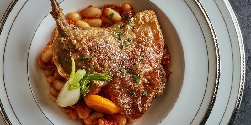 【平日・シーズナルセレクトランチ】2種から選べる月替わりのメインなど全5皿