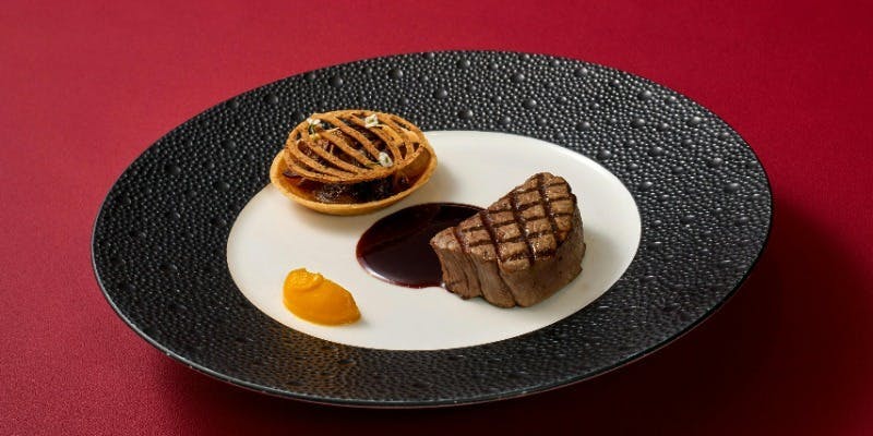 年末年始ランチ【ルヌーヴォー】オマール海老、フォアグラ、魚料理、宮崎牛など全6品