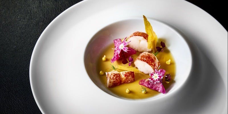 【ディナー/クラシック】前菜、シーフード料理、魚料理又は肉料理など全6品＋乾杯グラスシャンパーニュ