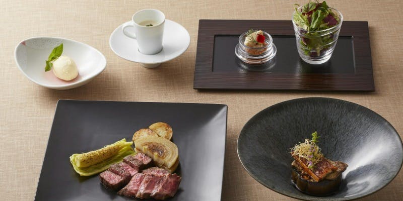 【国産牛食べ比べ　シェフランチコース】＋1ドリンク（平日限定）