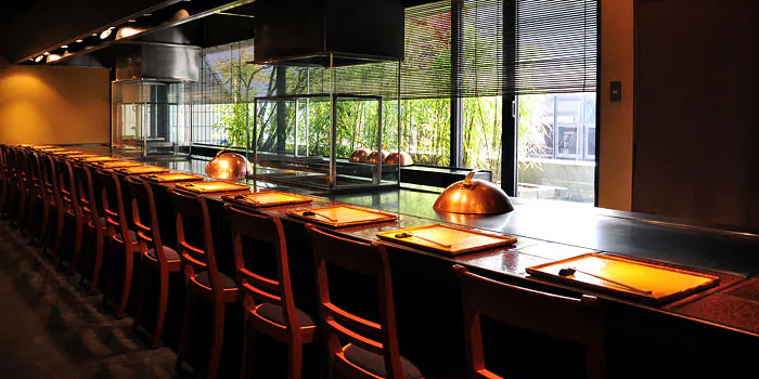 岡半本店 おかはん 銀座 すき焼 しゃぶしゃぶ 鉄板焼 一休 Comレストラン