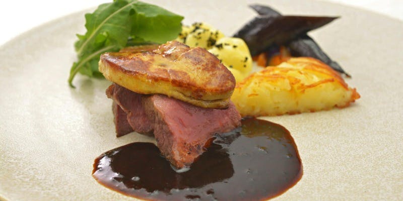 【東京駅直結・ホテルレストラン】牛フィレ肉とフォアグラで贅沢に　おすすめランチコース