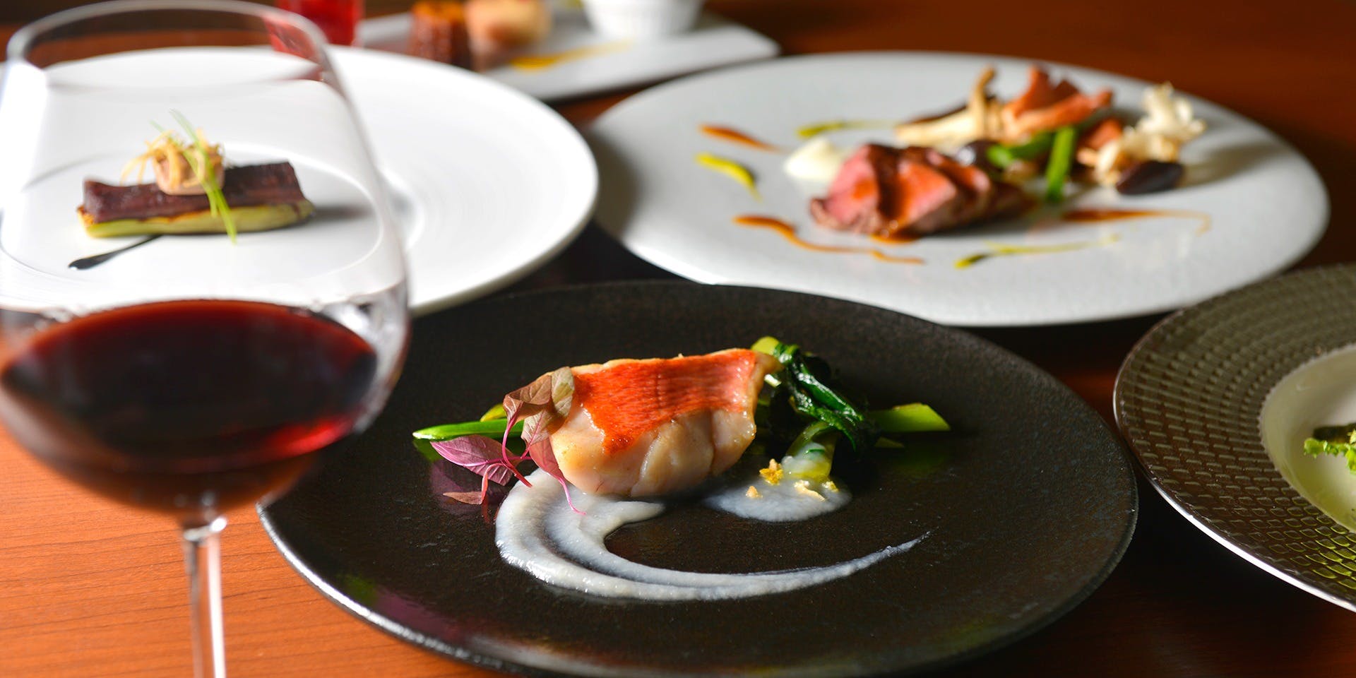 ポム・ダダン（pomme d' Adam）