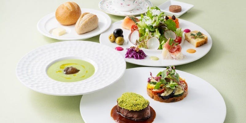 【大阪キタエリア6ホテル共同ランチ企画】春の味めぐり　美味しい出会い ～苺スイーツもご一緒に～