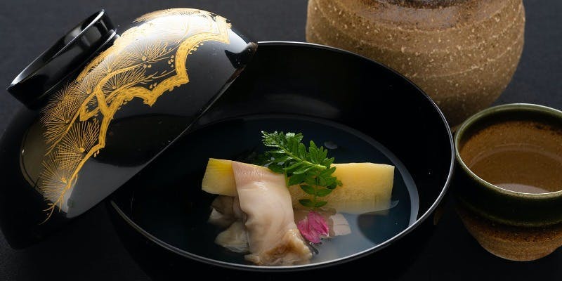 厳選素材をひとさらに昇華した日本料理蒼穹（テーブル席）