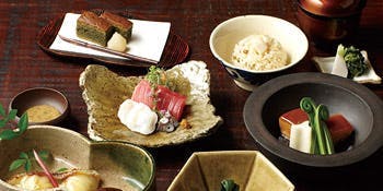 沖縄懐石 赤坂潭亭（あかさかたんてい）