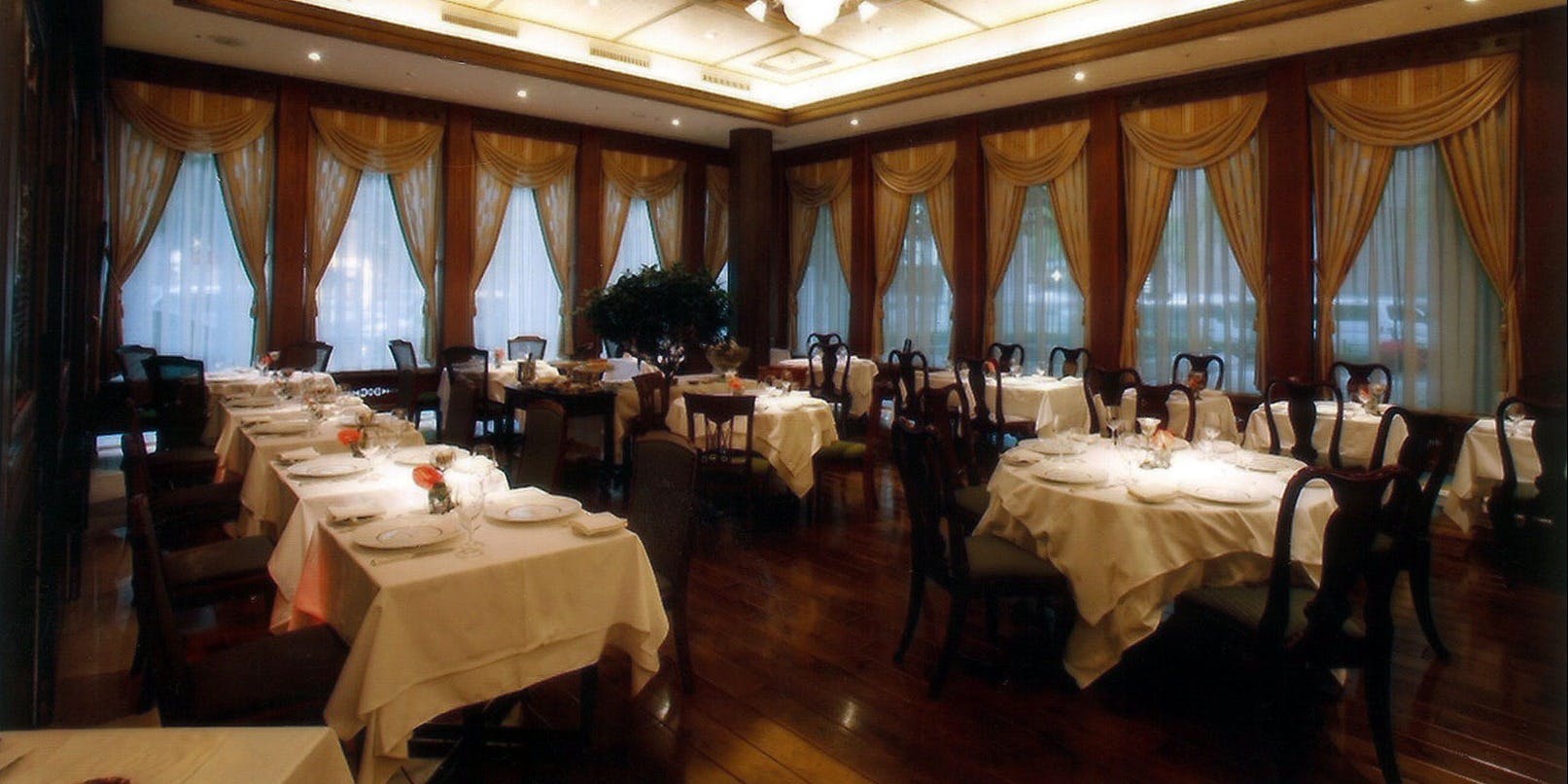 シェ・イノ（Chez Inno）