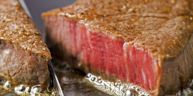 海老と魚の鉄板焼と黒毛和牛ロースステーキ「蓮華」