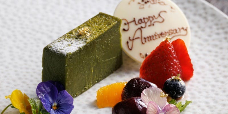 【アニバーサリー】帆立貝柱の鉄板焼と黒毛和牛ロースステーキ＋デザートプレート＋スパークリングワイン