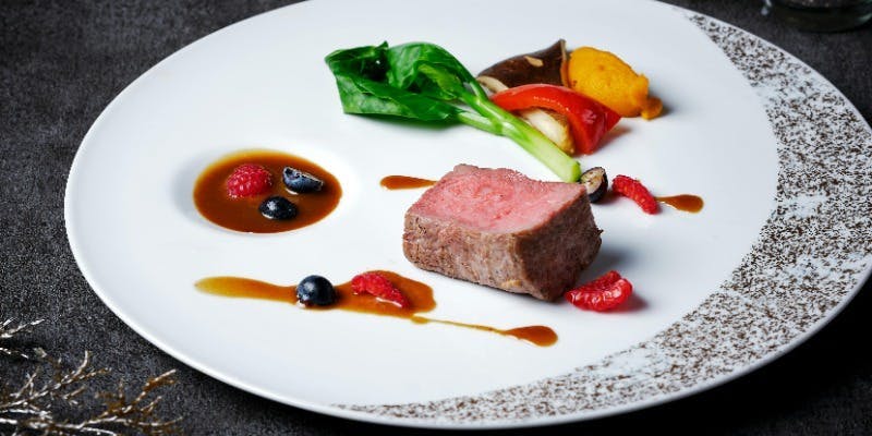 【Xmas2025】ブイヤベース×オマール×厳選肉料理でプロヴァンス贅沢ディナー＋乾杯シャンパン（12/23迄）