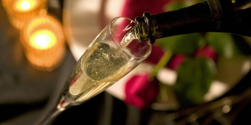 顔合わせ／お誕生日／記念日など各種お祝い事に＋個室確約＋乾杯ドリンク