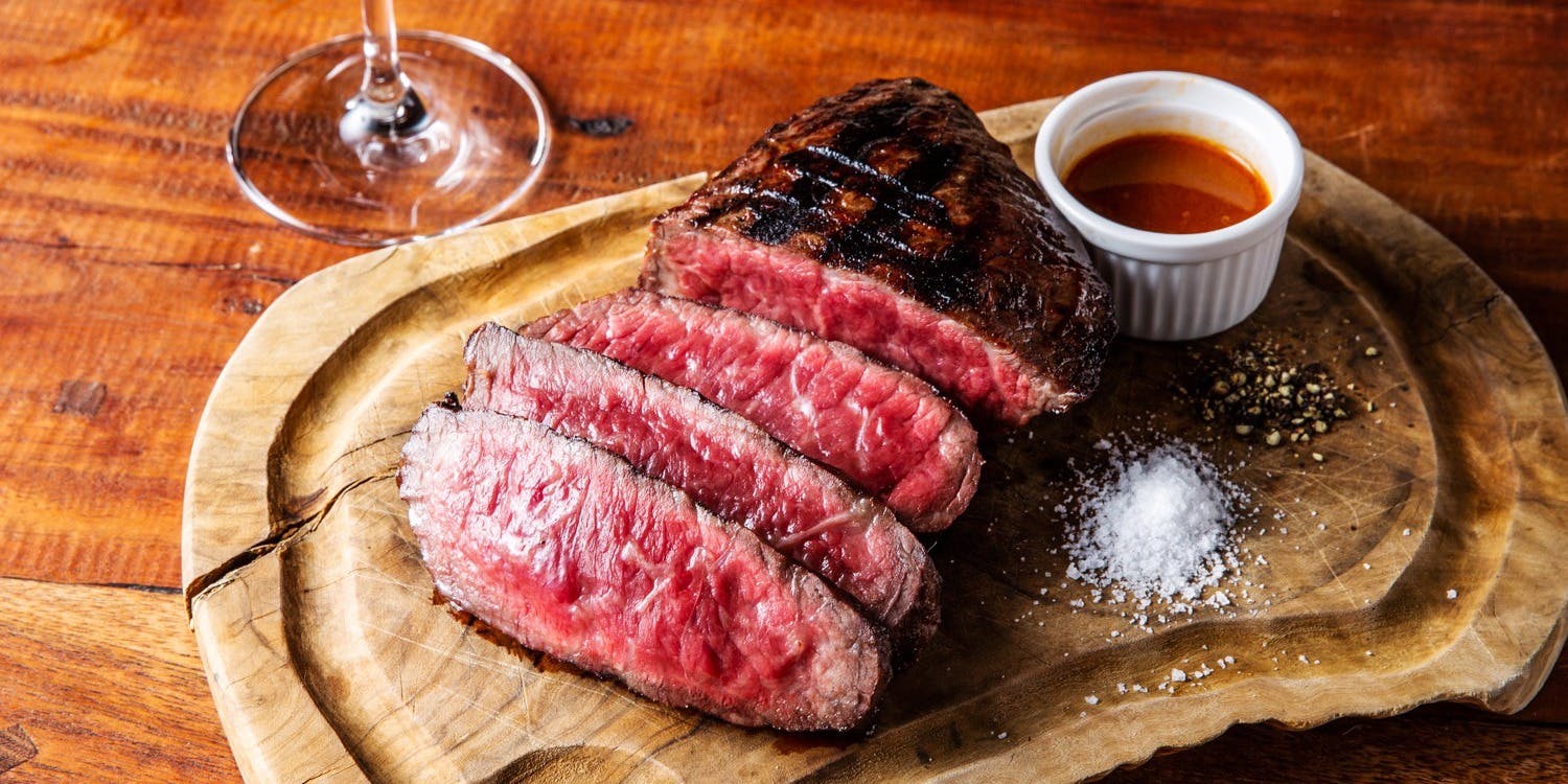 タブローズラウンジ（TABLEAUX LOUNGE）