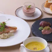 カフェ 33(カフェ サーティ・スリー)/ハイアットリージェンシー京都