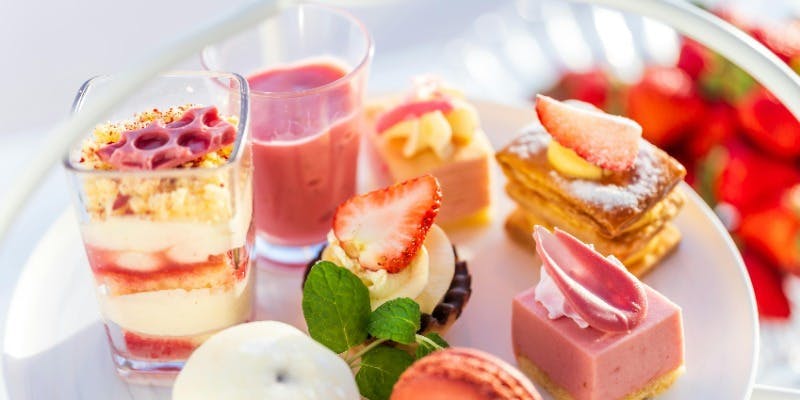 【いちごアフタヌーンティー】青い海を眺めながら、優雅な午後のひとときを（期間限定1/15～3/17平日のみ）