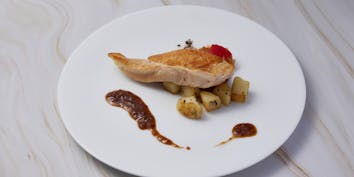 【LUNCH SOLE】魚料理、肉料理のWメインを愉しむカジュアルコース全5品 - リストランテ イルピノーロ 銀座