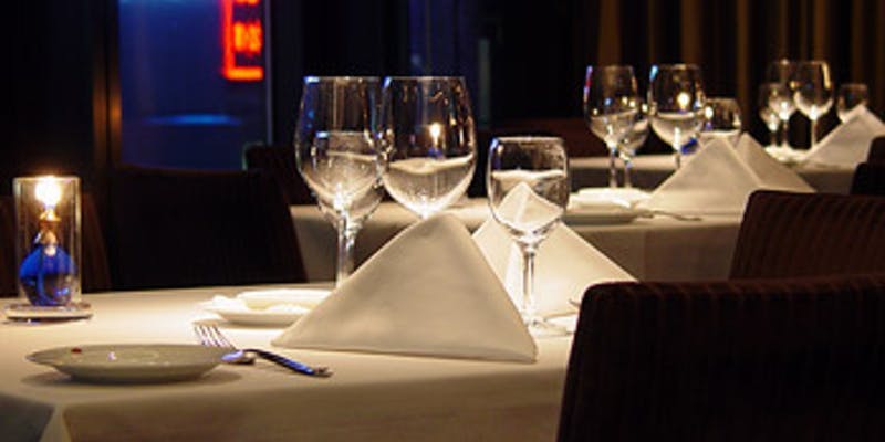 【Xmas2025】TOKUSEN 黒毛和牛フィレ肉とフォアグラトリュフなど全6品＋乾杯ドリンク（12/24～25 3部制）