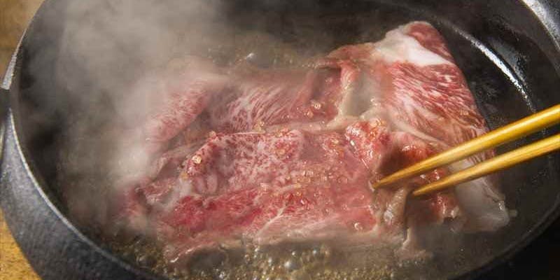 黒毛和牛のすき焼き＋コース仕立て