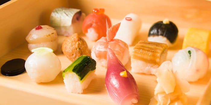 祇をん 豆寅 ぎをん まめとら 祇園 豆皿懐石 一休 Comレストラン