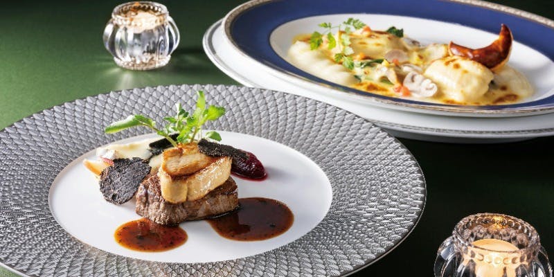 【Xmas2025「ネージュ」】鮑のひと皿、仔鳩 または 黒毛和牛まで珠玉の全7品＋窓際確約（12/20～25）