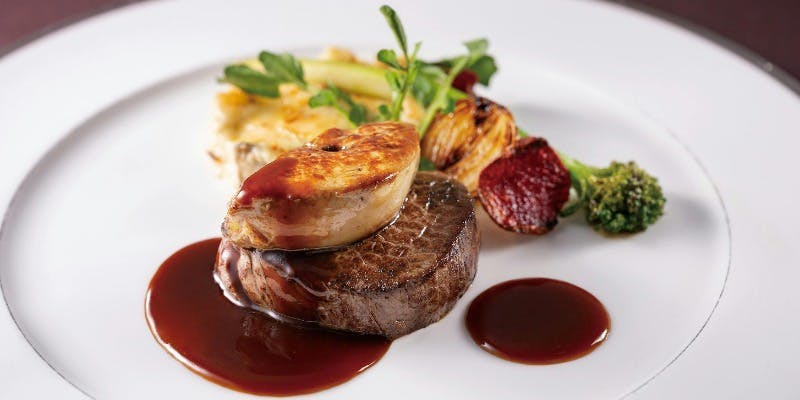 【年末年始／Douze（ドゥーズ）】鱈のひと皿や牛フィレ肉とフォアグラのソテーなど全6品（12/26～1/4）