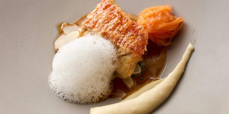 【EMOTIONS】全7品  煌びやかな東京タワーの夜景と共に