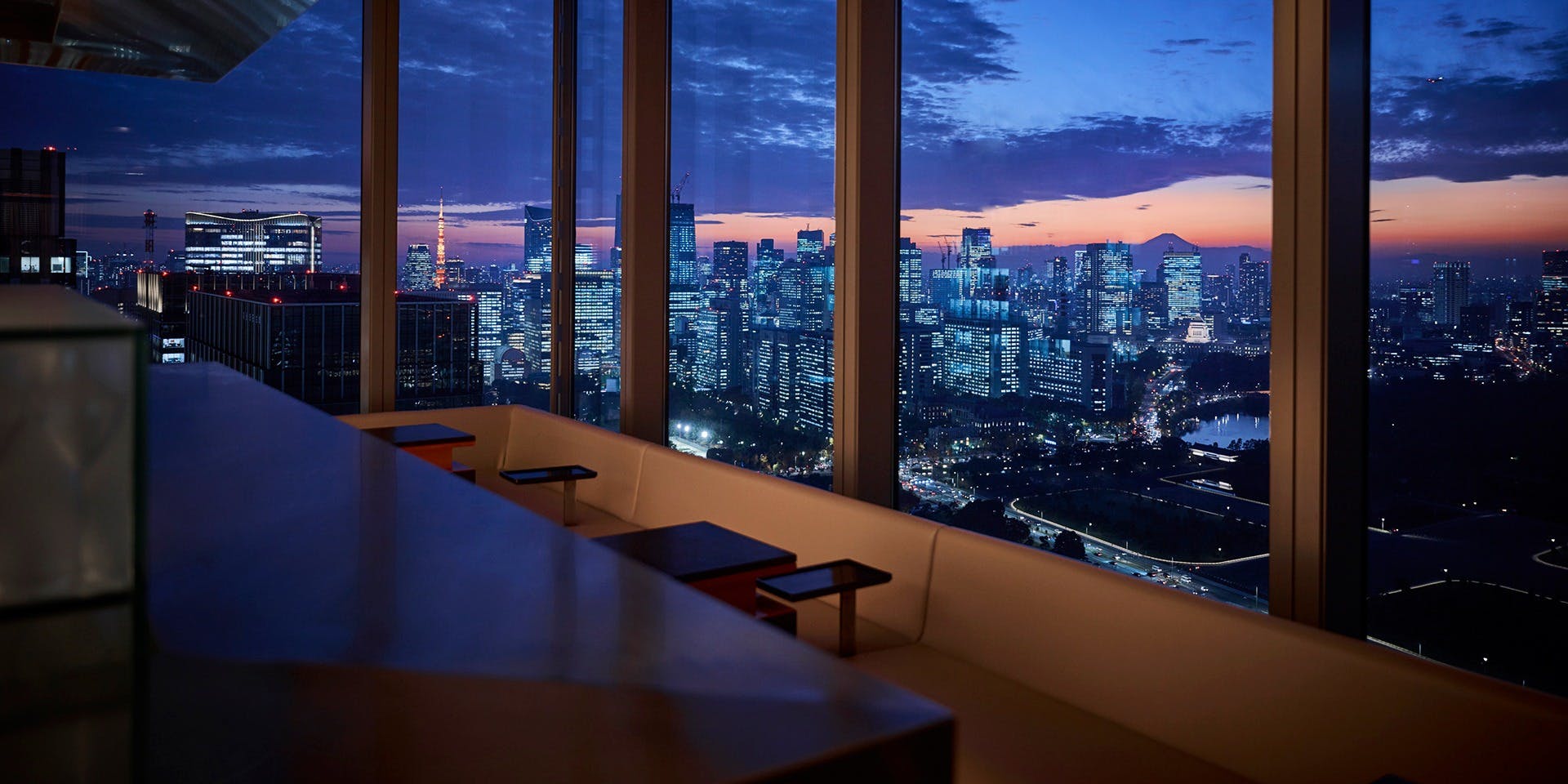 サンス・エ・サヴール>