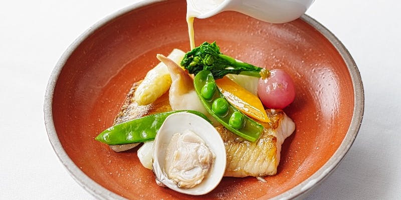 【ランチプリフィクス】選べる前菜2種＆メインなど全4品＋選べる乾杯ドリンク（平日限定）