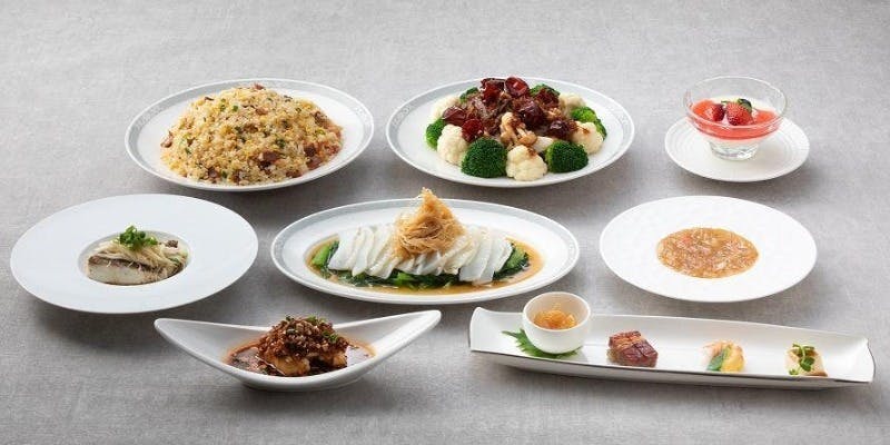 【法要プランB】フカヒレやズワイ蟹を含む全7品 飲み放題付き（個室確約）