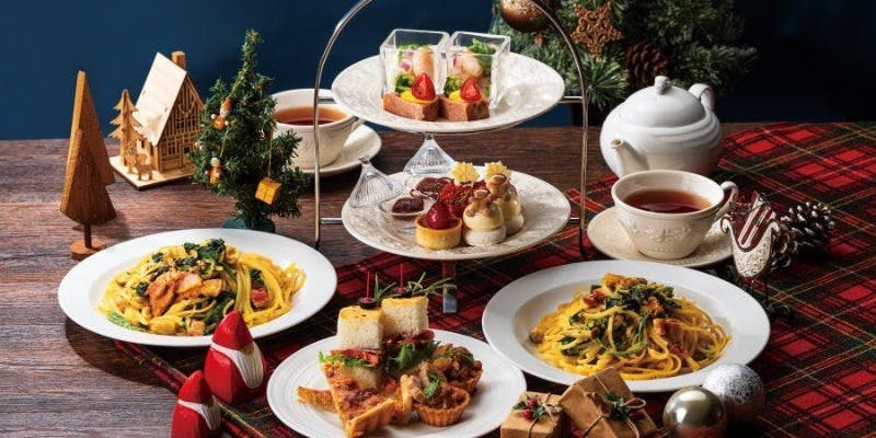 いちごのNoelイブニングハイティー＋スイス紅茶SIROCCO含むカフェフリー（BAR・120分制）