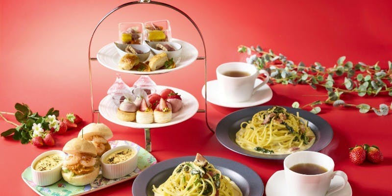 【1～2月】デートや女子会に！イブニングハイティー＋SIROCCOカフェフリー＆フリーフロー（BAR・120分制）