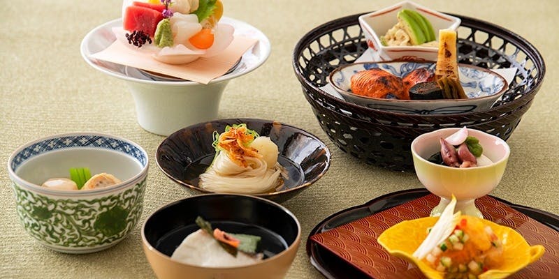 【平川】四季を感じる料理長おすすめの会席　全8品＋1ドリンク