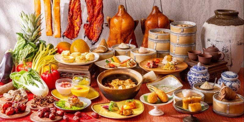 鮑入りグラタン付き【ランチビュッフェ】北京ダックやスイーツをお好きなだけ（土日祝 11/6～）