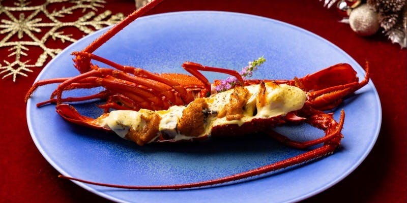 お正月2026【鉄板焼き＜花の宴＞】活イセエビや黒毛和牛ステーキ、鮑やフォアグラソテーなど　全9品