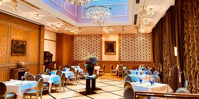 エスカーレ ホテルモントレ京都 旬菜コース 1ドリンク 天然温泉スパのご利用チケット付 前菜 スープ 魚 肉料理 デザートなど全5品 ディナー プラン メニュー 一休 Comレストラン