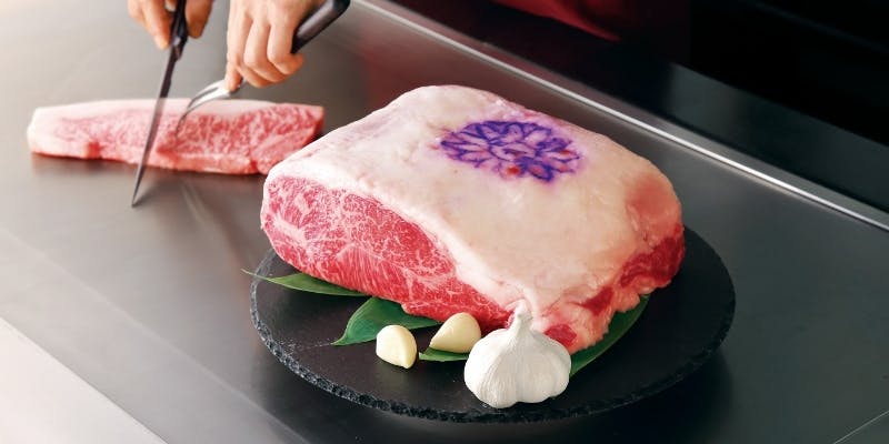 【神戸牛ディナーコース】イセエビ、神戸牛2種食べ比べなど全8品＋選べる1ドリンク