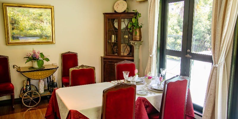 【Xmas2025】プロポーズ！完全個室でプライベートクリスマス！フレンチフルコースに100本のバラの花束付き