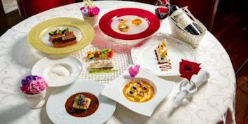 【スペシャルディナー】神戸ビーフ、鮑、キャビアなど全7品 - レストラン花の館 パラディ北野